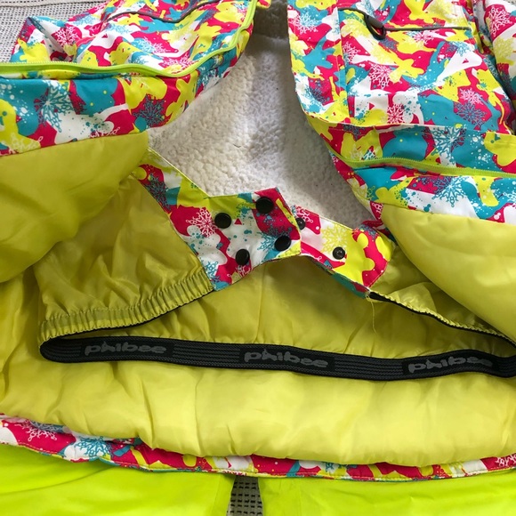 Warm Snowsuits/Hooded Ski Jacket for girls, windproof & waterproof - Picture 10 of 16